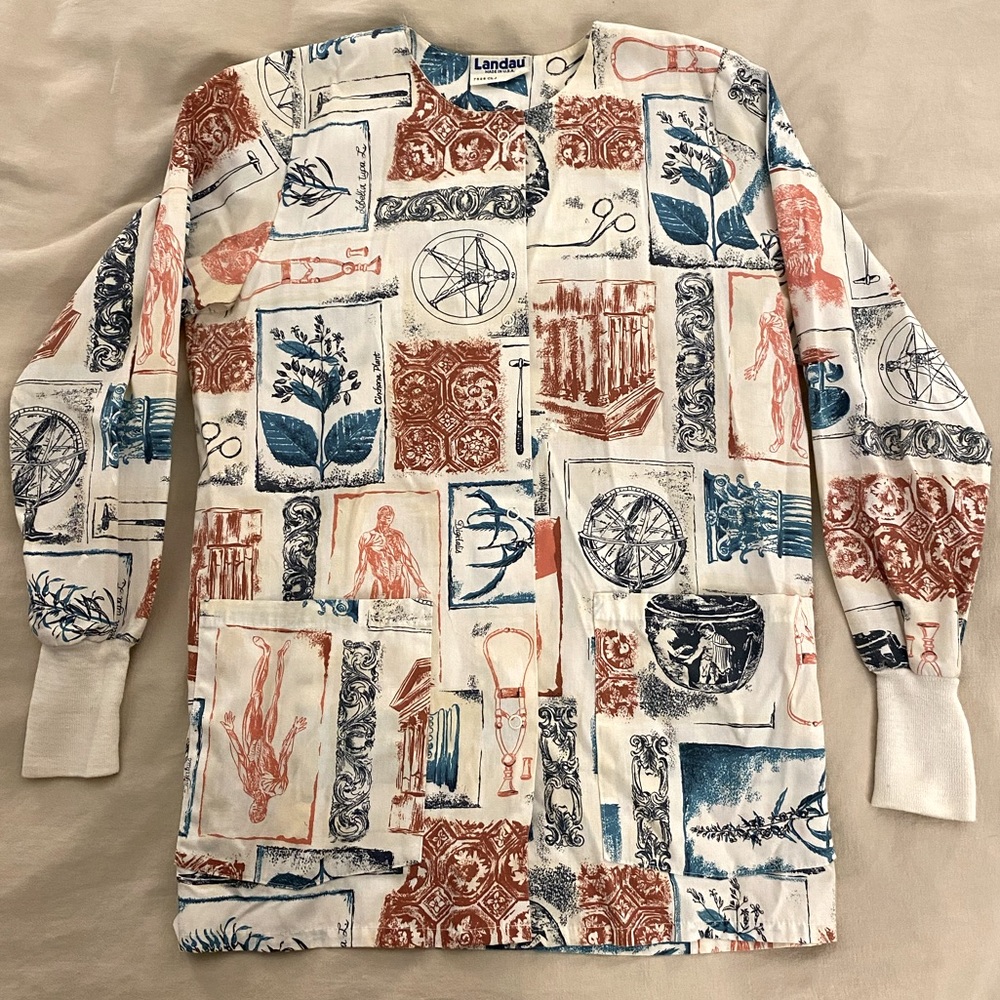 Long Sleeve Landau Snap Scrub Jacket - Medical Pattern